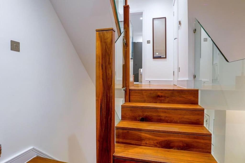 Hyde Park Luxury 2 Bed 2 Bath House Appartamento