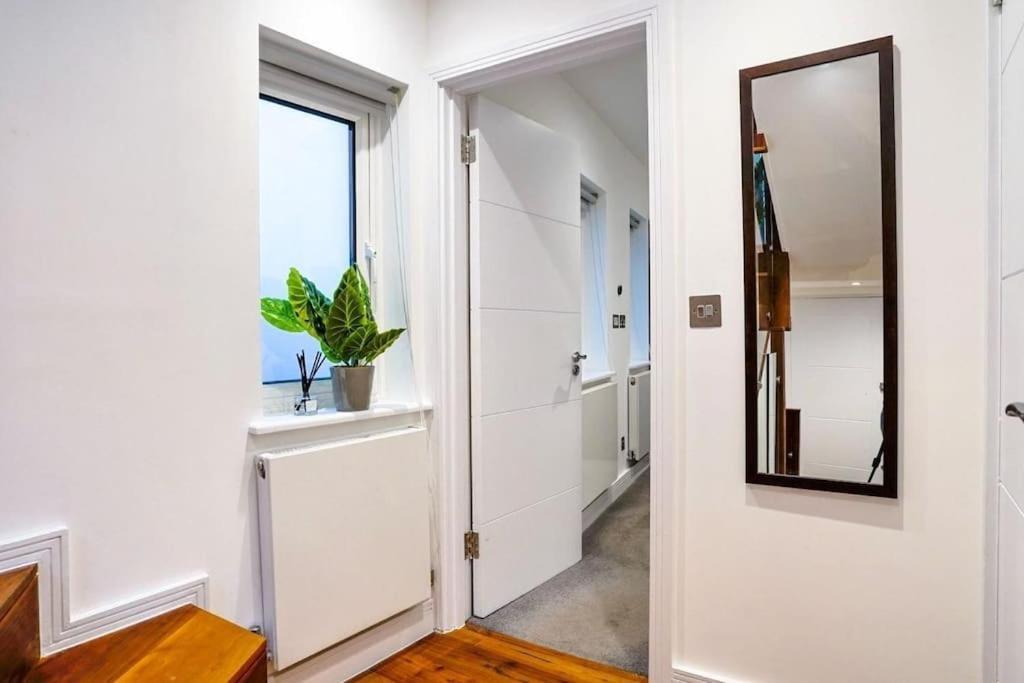 Hyde Park Luxury 2 Bed 2 Bath House Appartamento *