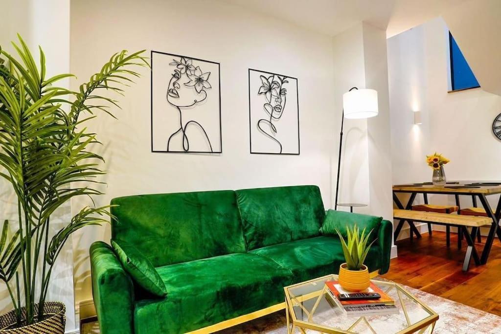 Hyde Park Luxury 2 Bed 2 Bath House Londra